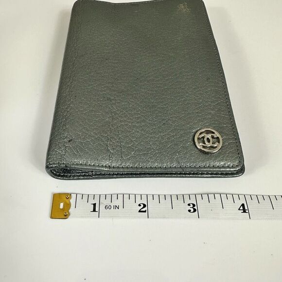 Chanel CC Leather Notebook Holder Silver - Picture 16 of 16